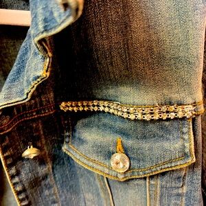 Two she she denim jacket